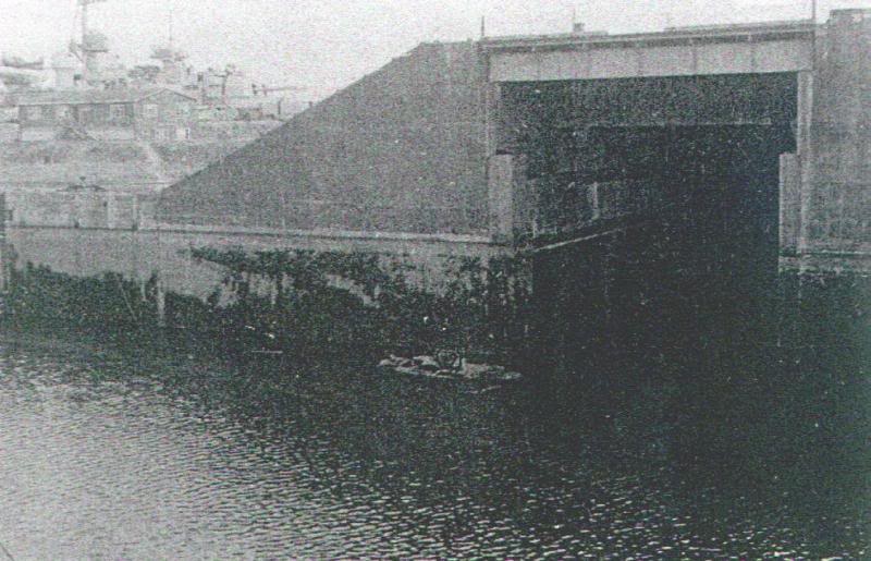 U-Boats in the Raeder schleuse0005