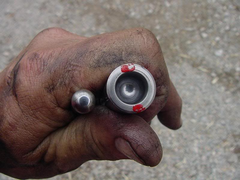 Tappet socket and push rod---