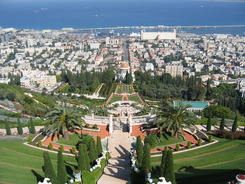 05 - The Baha'i Gardens in Haifa (Israel): the Shrine o...