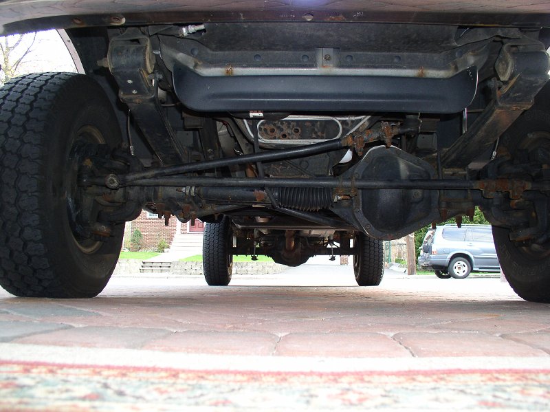 Another front shot of Dana 60