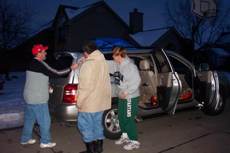 us loading up the car before ct