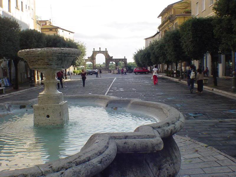 trip to pitigliano3 012