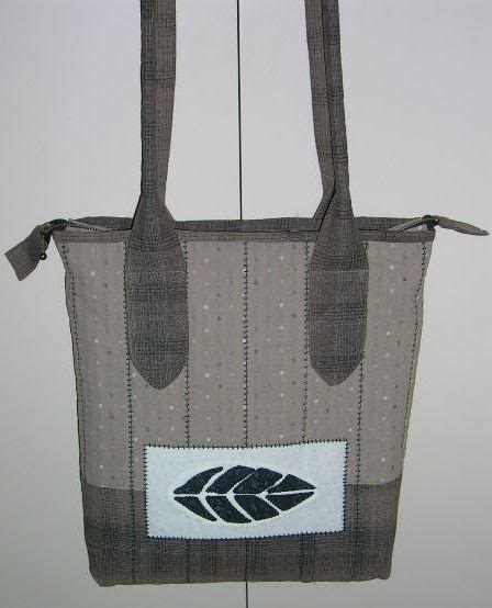 Meduimsized Tote in Japanese Fabrics/Melloms tor veske i...