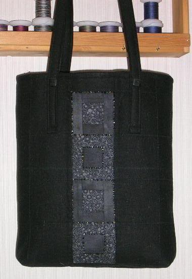 Tote in Linen with Pearls/Nett i lin med perles�m