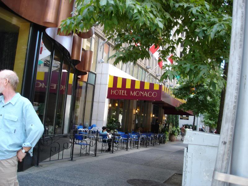 Copy (2) of DSC00137 4th St downtown Seattle