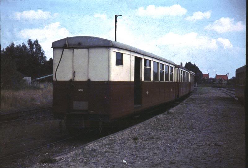 19640810 e55 1509 1508 1507 Oostvoorne Dorp