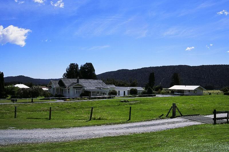 City view - Fox Glazier