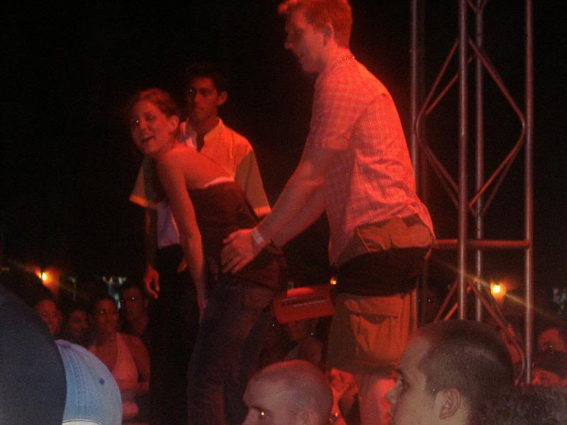 contest at the island