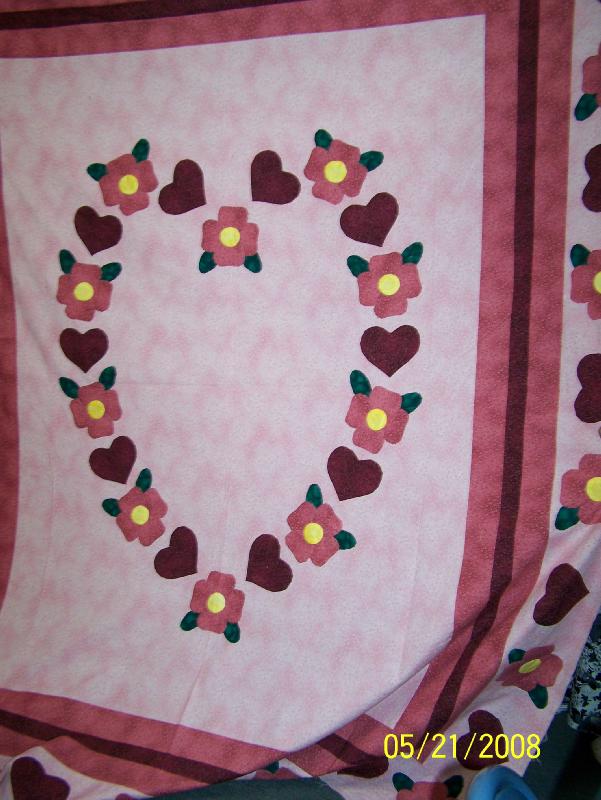 applique hears, bed side quilt