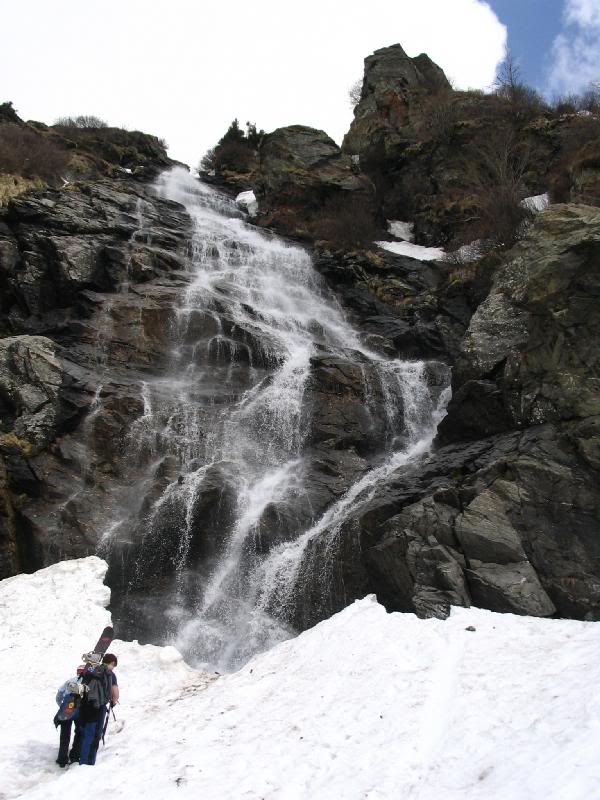 Popasul la Cascada Capra