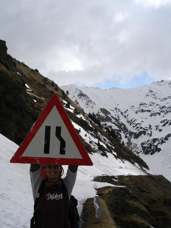 Sase, se ingusteaza drumul :)