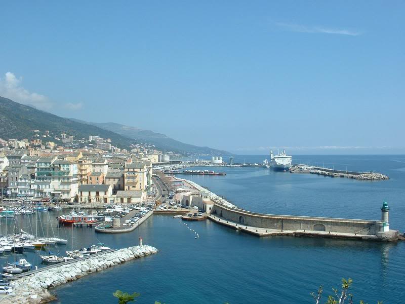 Bastia, portul si orasul vechi