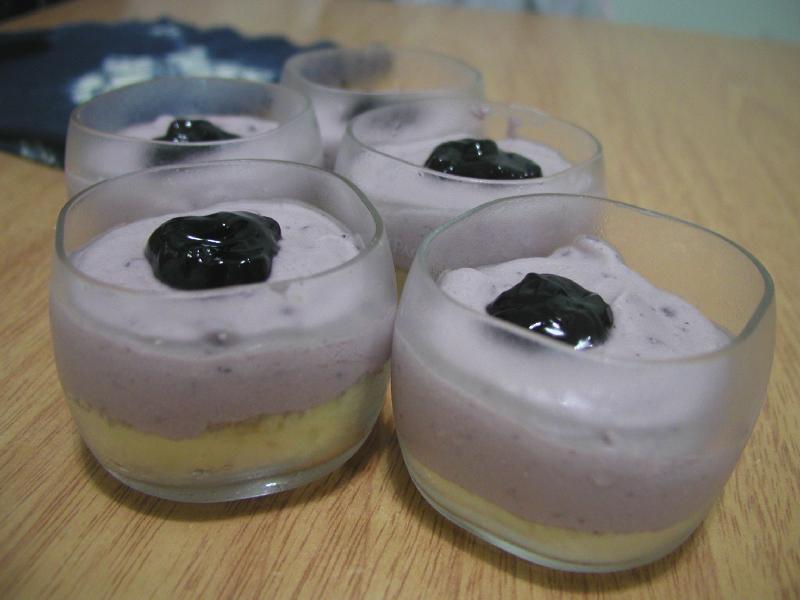 The latest: Mini Blueberry Mousse Cup (3/6/2006)