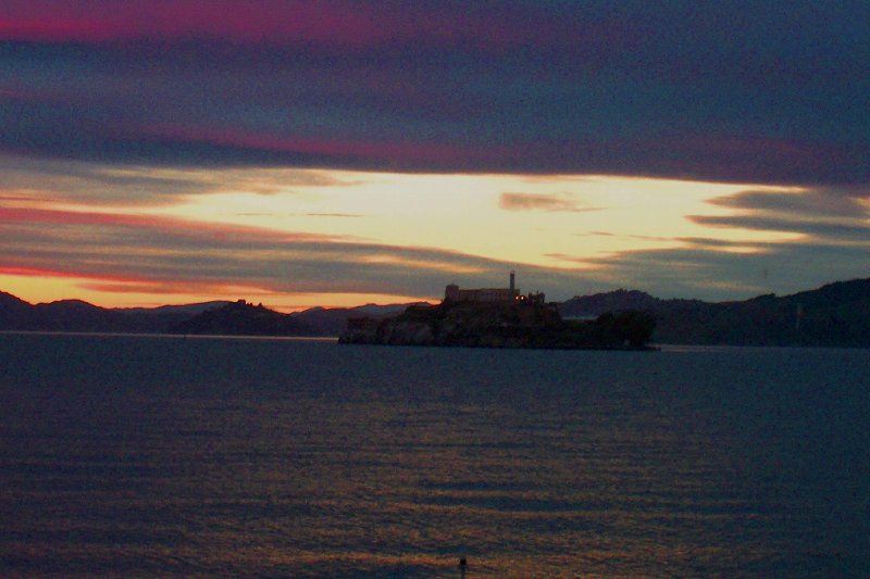Sunset over Alcatraz2