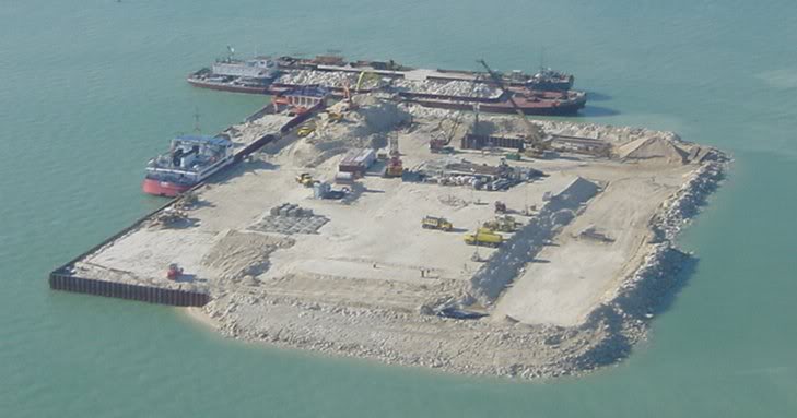 Main A Island Construction 2001