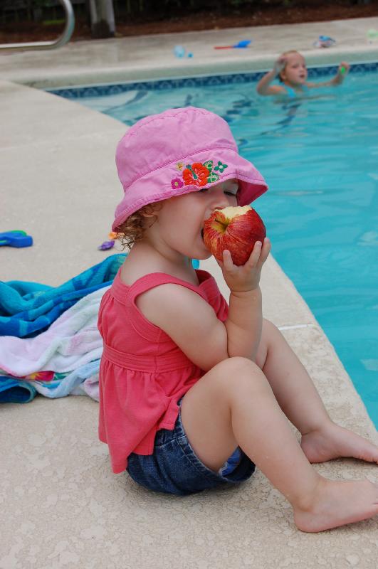 charlotte loves her apples