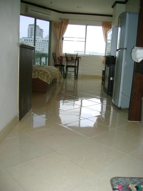 Thip condo 947 entrance