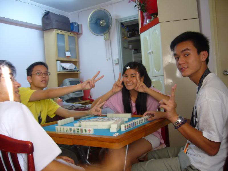 �r�� M�M �s �o��