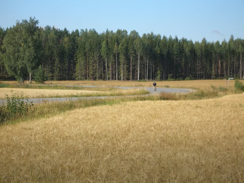 Loimaan pelloilla riittaa tilaa ajaa