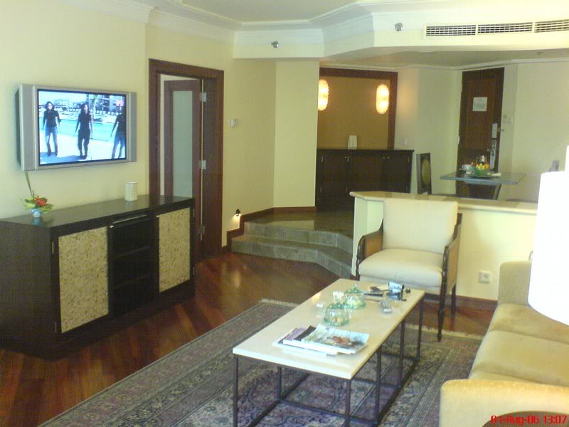 Sheraton Laguna Nusa Dua, renovated suite, livingroom a...