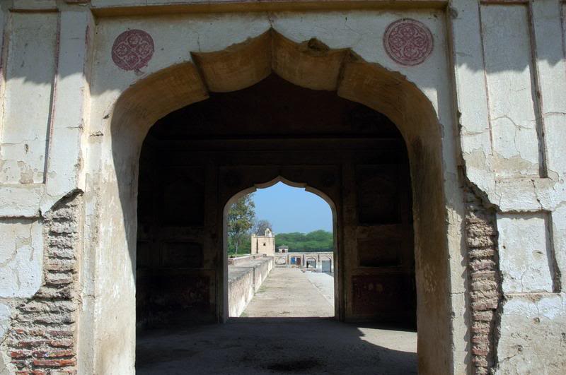 Haran Minar (12)