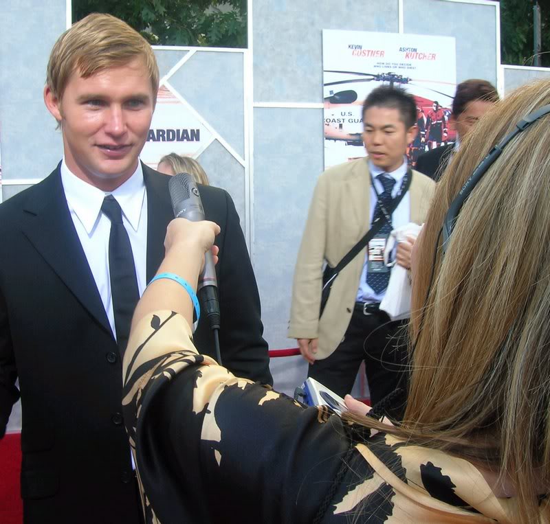 Brian Geraghty hits on Aly