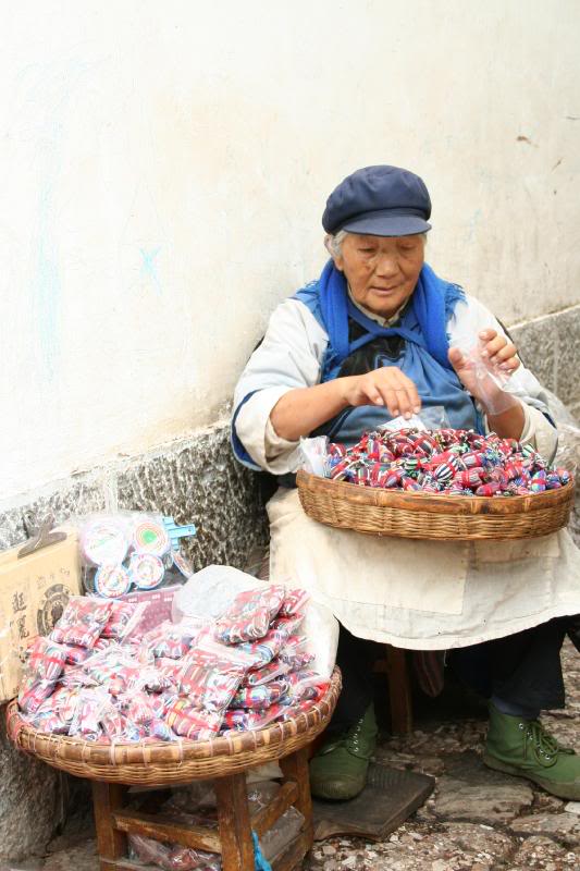 ���s���]