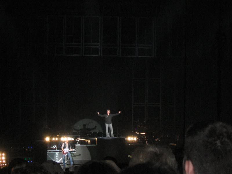 Gary Singing...