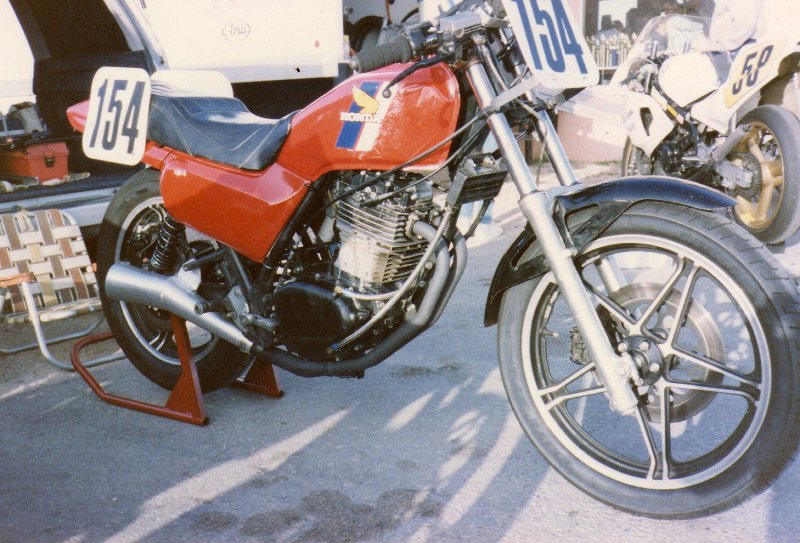 honda ascot1