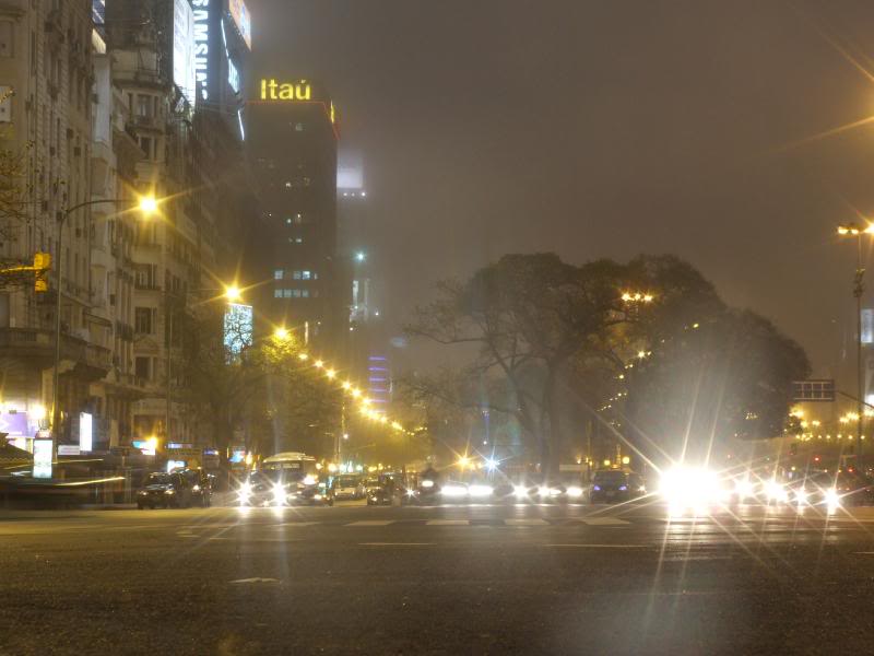 DSCF0015 Buenos Aires - Traffic at the Avenida 9 de Jul...