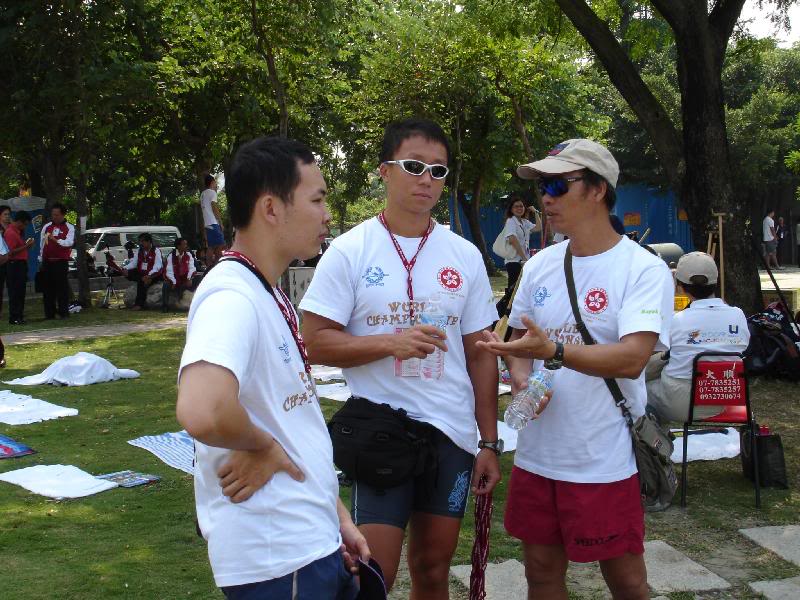 �����H�� 010