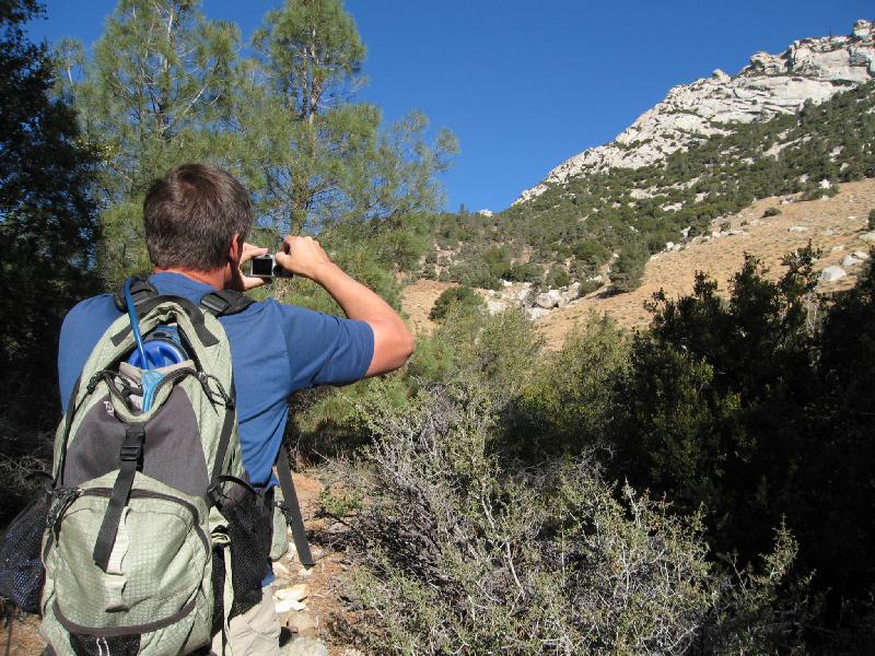 Tomcat photographing the pictograph site
