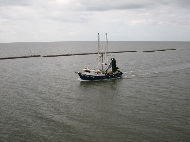 Shrimp(?) Boat Coming In