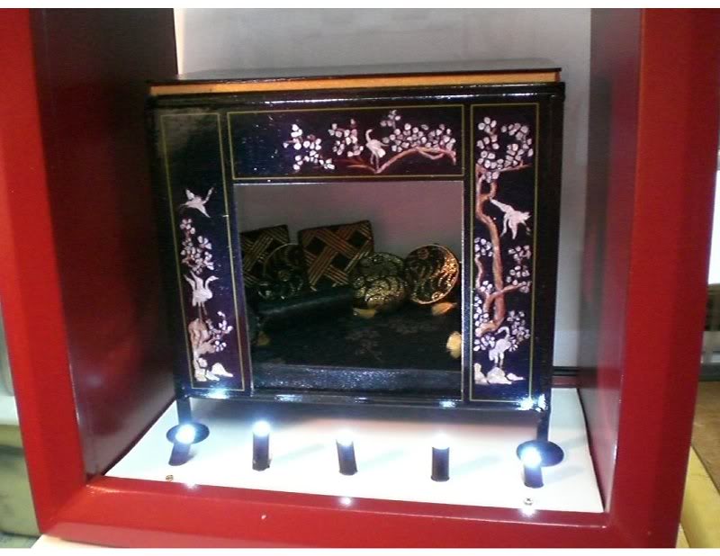 Box- option one bed footlights