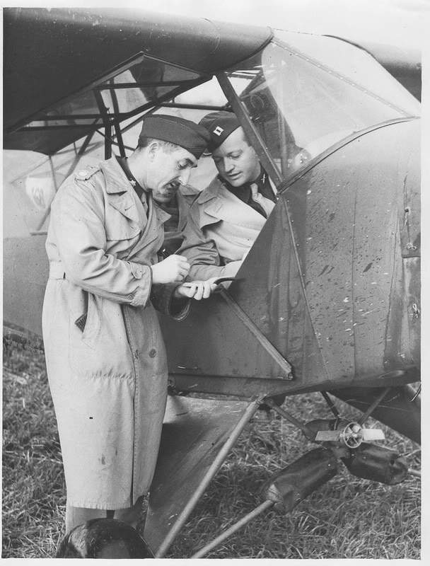 Capt. John T. Walker with Lt.Col. John D. Salmon, Engla...