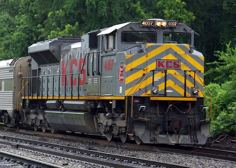 kcs 4007 6 25 2007 leading space shuttle rocket booster...