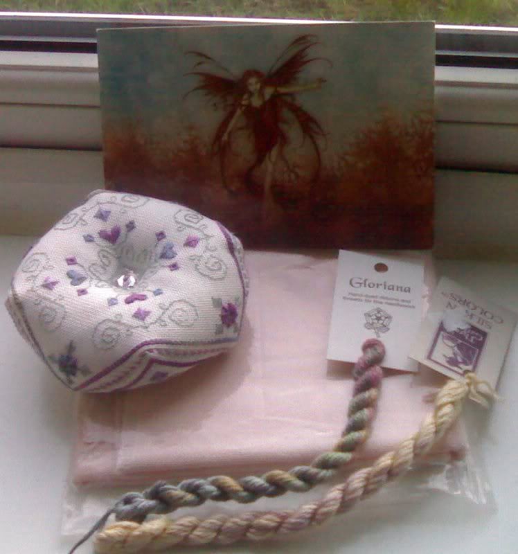 RN Biscornu Exchange