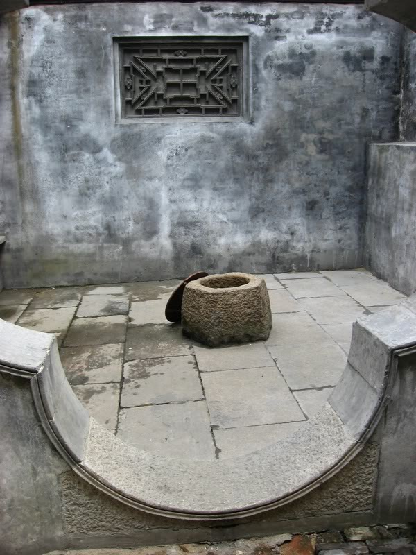 004061101008 Thousand Lantern Village, China