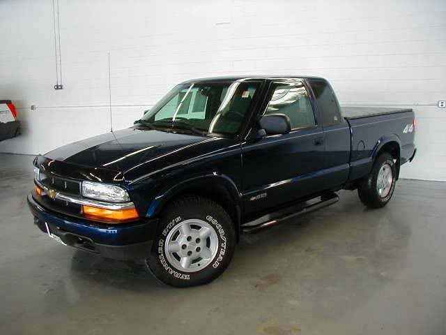 2002 Chevy S10 Ext. Cab