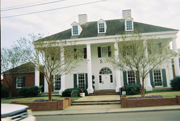 SAE Ole Miss House