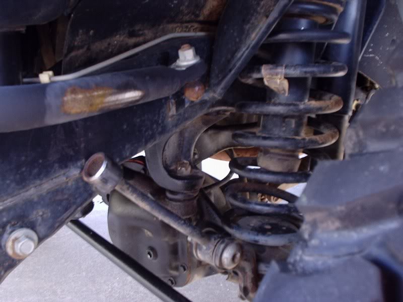 Sway bar self disconnect