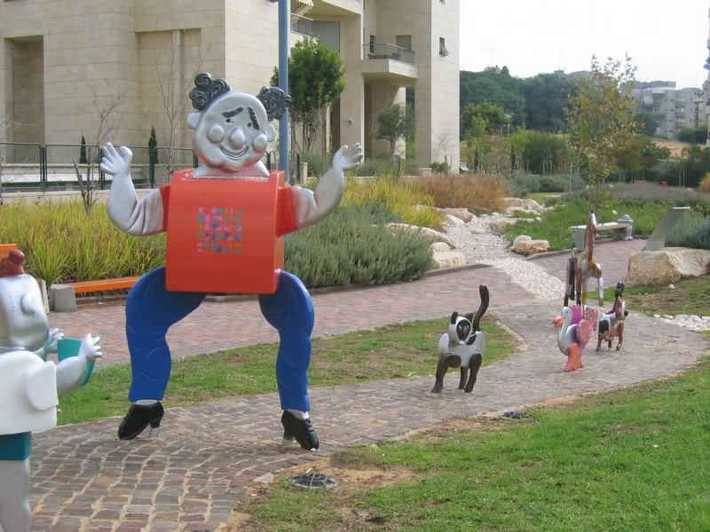 "Uncle Simcha" � Ayin Hillel