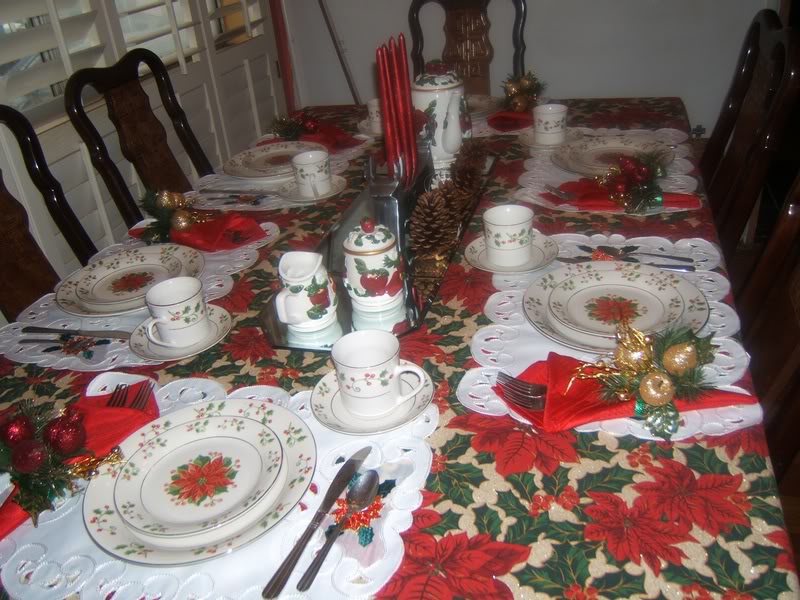 Christmas table - Dec. 2006 018