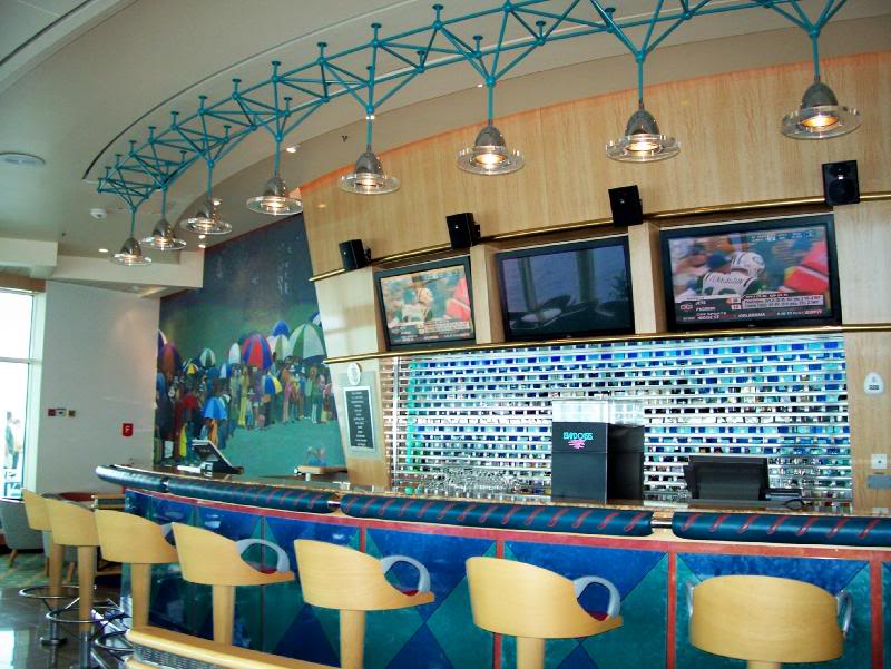 19th Hole Bar - Deck 14