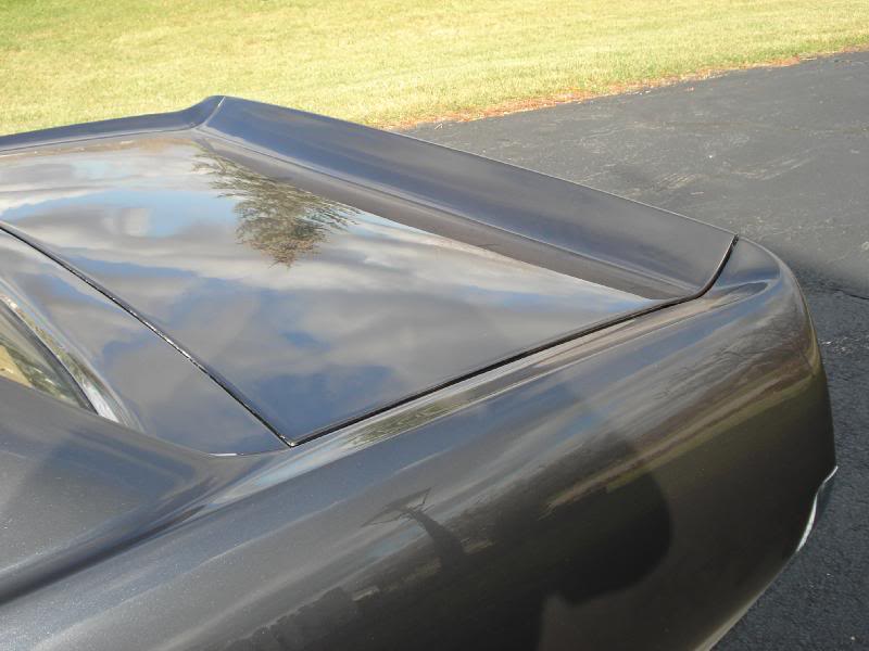 mustang trunk with spoiler