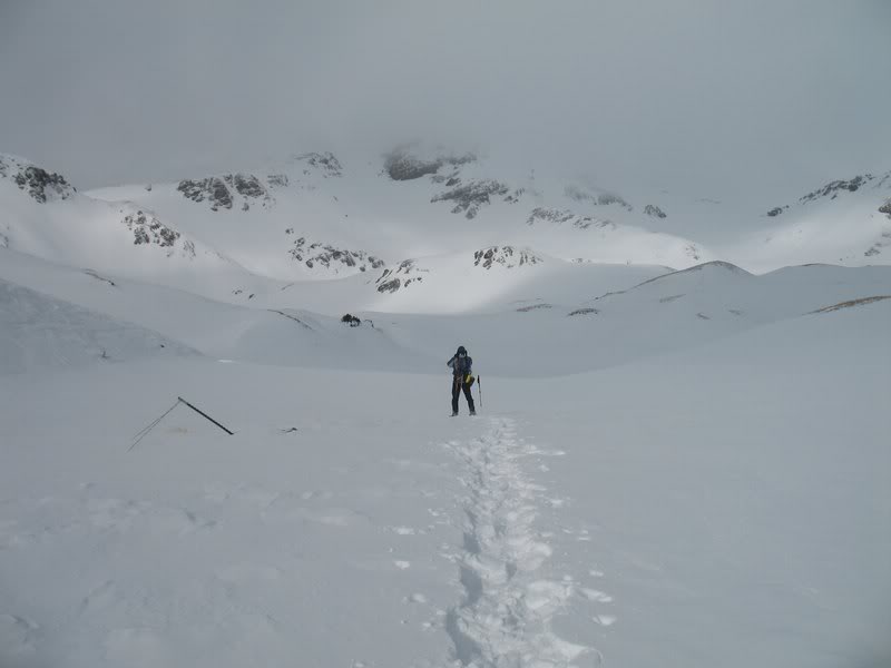 Dwight photographing partially visible Bonita Peak