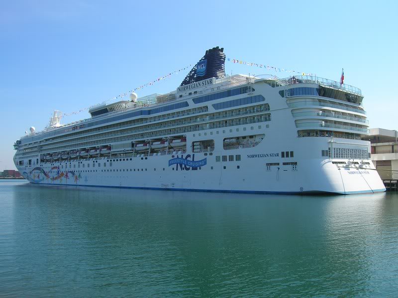 Norwegon Star Docked in San Pedro
