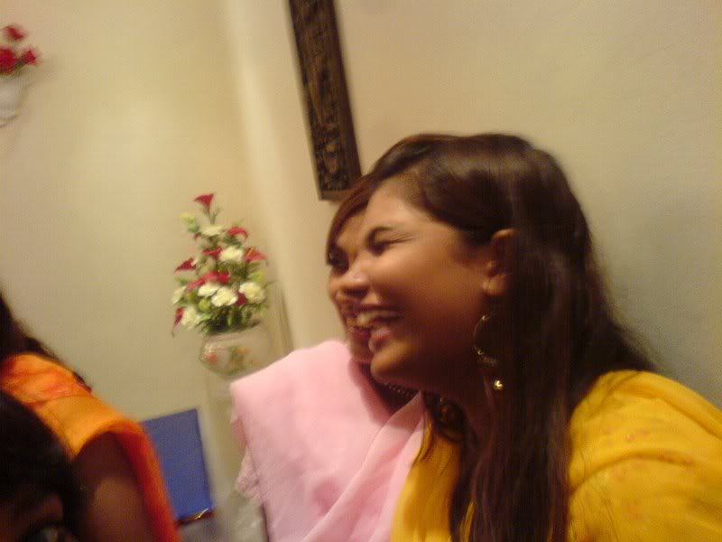 Omg laughin like Crazy