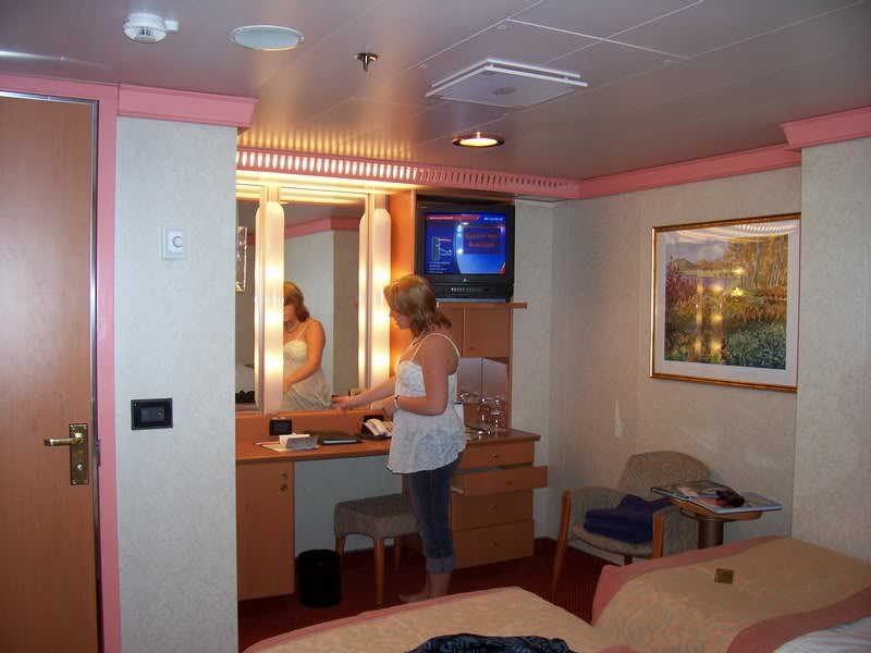 Connecting Cabins Valor 6299 and 6301