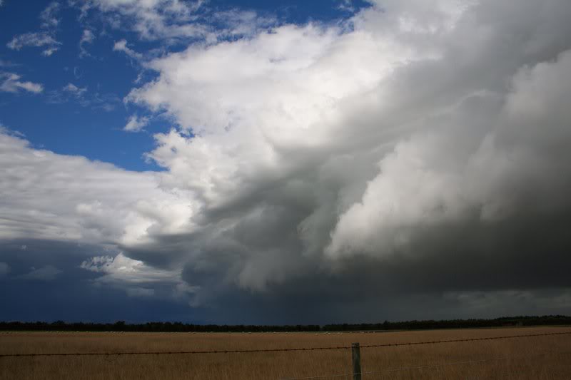 Gust-front Approaching